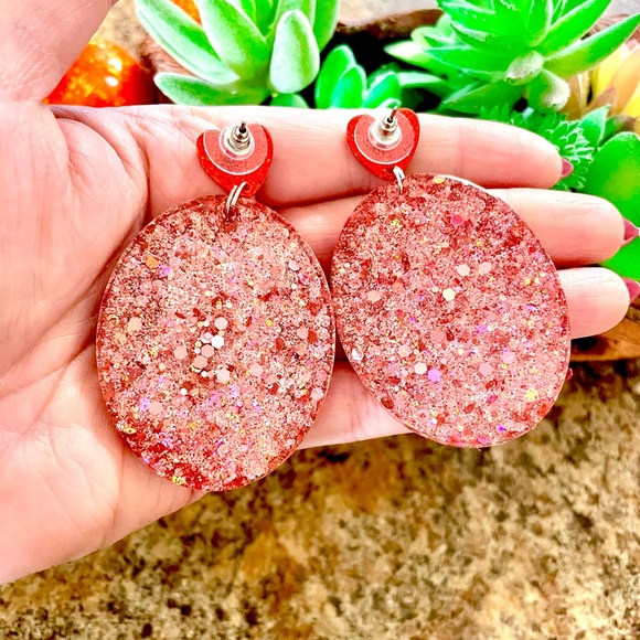 Jafar Acrylic Dangle Earrings - Picture 4 of 4